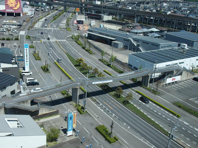 宇多津横断歩道橋
